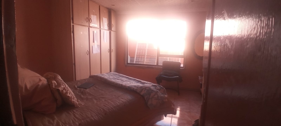 To Let 4 Bedroom Property for Rent in J B Mafora Free State